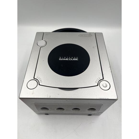 Nintendo Game Cube Platinum Silver Console With Controller - Tested Works - Picture 14 of 15